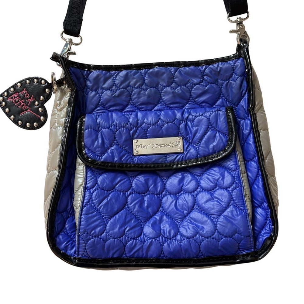 Betsey Johnson Quilted Heart Blue Cross Body Bag Y2K Aesthetic Dopamine Dressing